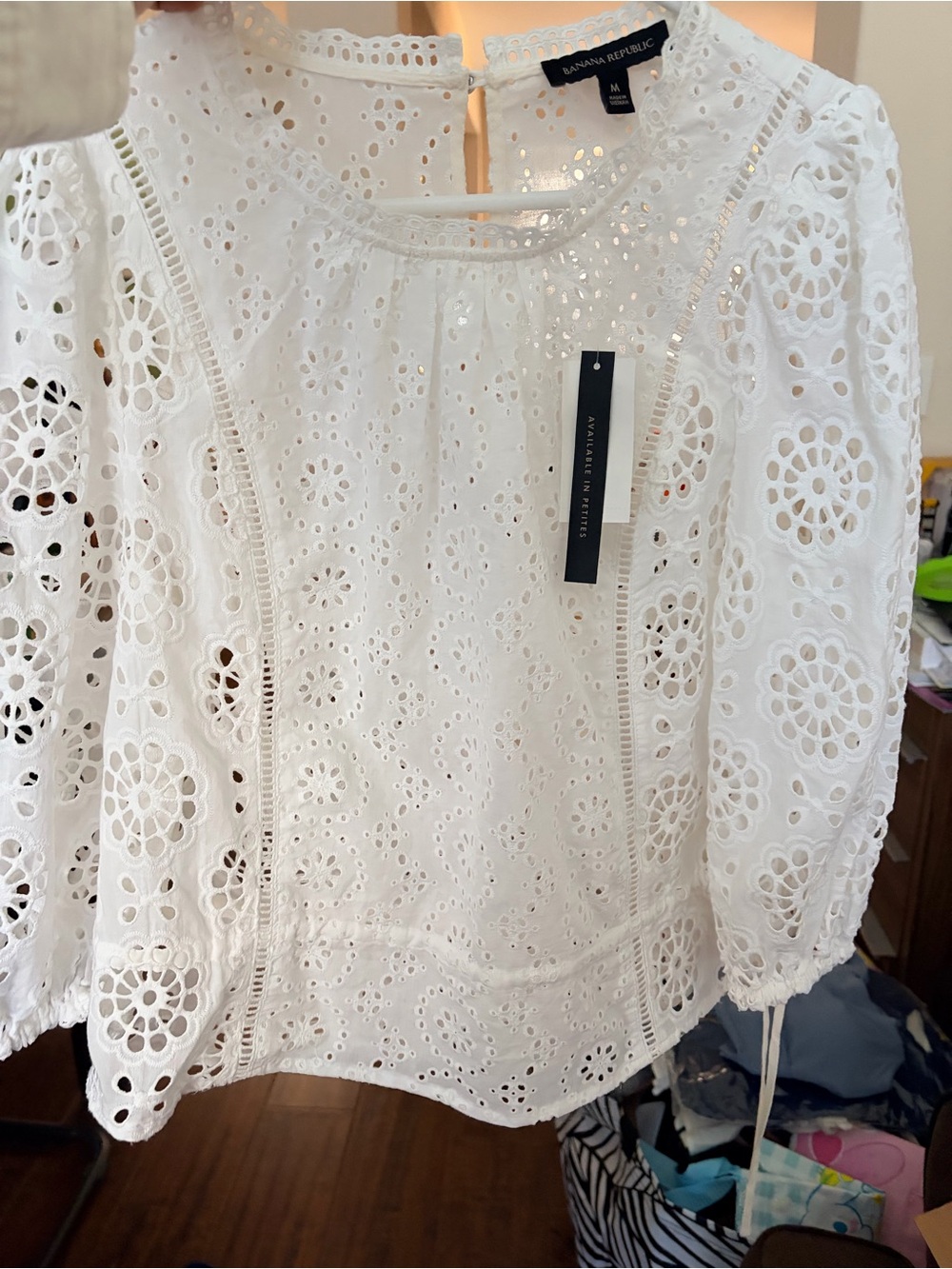 Banana Republic White Eyelet Lace Long-Sleeve Top M NWT